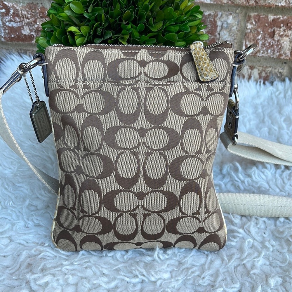 Rare! -Coach Sutton Signature Python Swingpack/Cr… - image 5